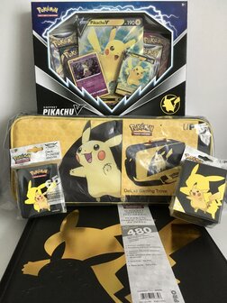 Lot &quot;Pikachu V&quot; - JCC Pok&eacute;mon