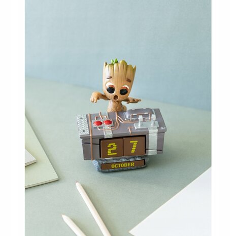 GROOT - Calendrier Perpétuel 3D en Résine